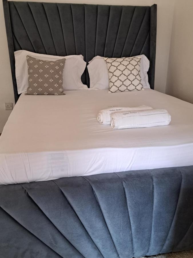 Halisi Stays 1Bed Near Sgr/Airport Mombasa Eksteriør billede