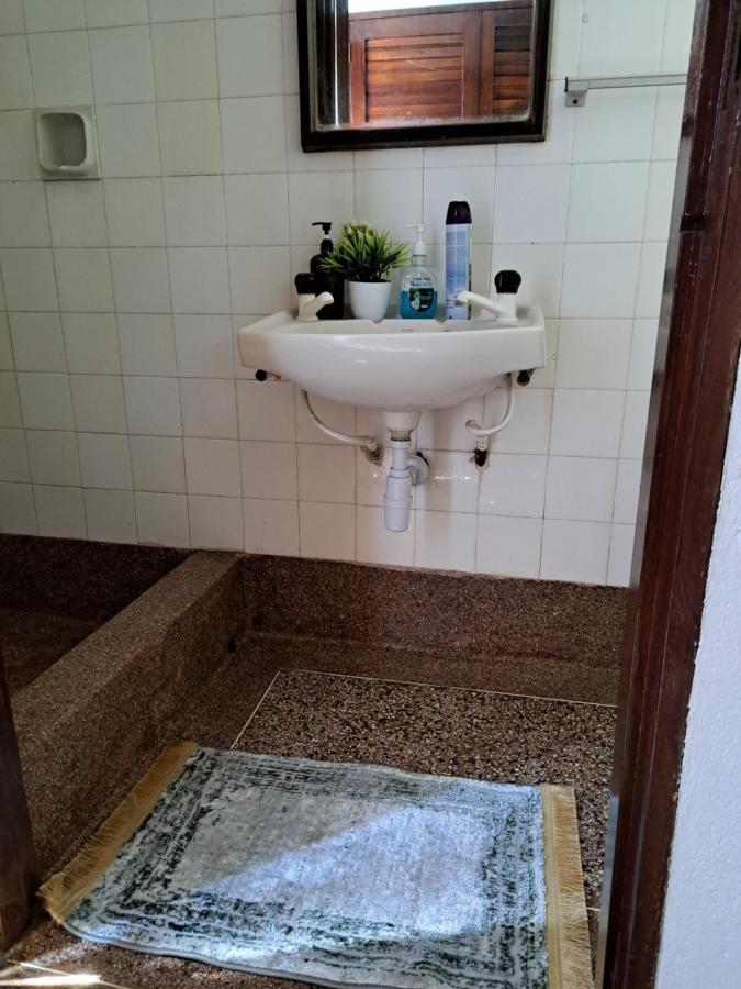 Halisi Stays 1Bed Near Sgr/Airport Mombasa Eksteriør billede